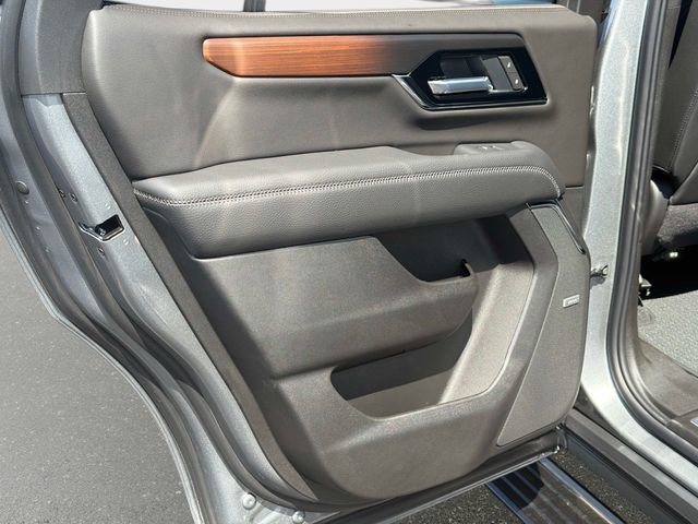 New 2026 GMC Yukon Denali w/ Denali Reserve Package image 11