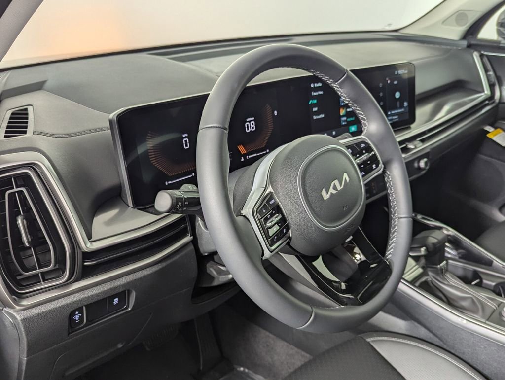 New 2025 Kia Sorento S w/ Panoramic Sunroof Package image 11