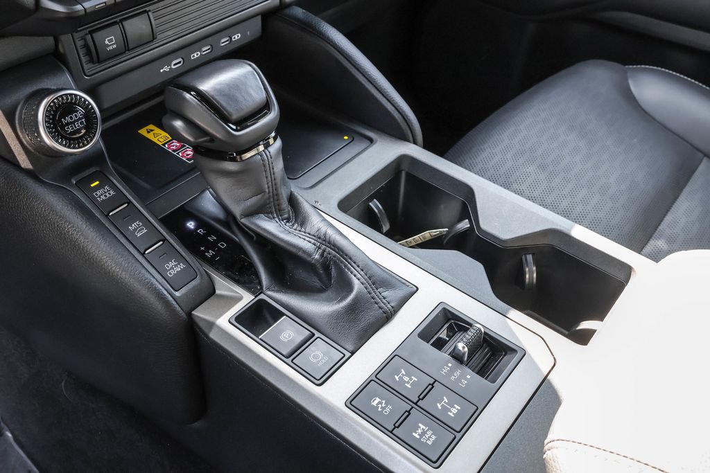Used 2024 Toyota Land Cruiser w/ Premium Package image 29