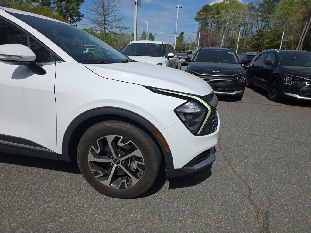 Used 2023 Kia Sportage EX image 6