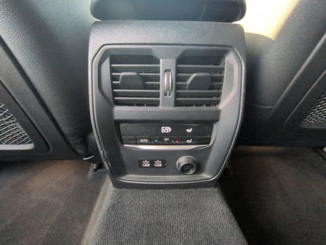 Used 2020 BMW 330i xDrive Sedan w/ Convenience Package AWD/4WD image 33