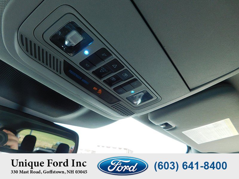 Used 2021 Ford Explorer Limited w/ Equipment Group 301A AWD/4WD image 27