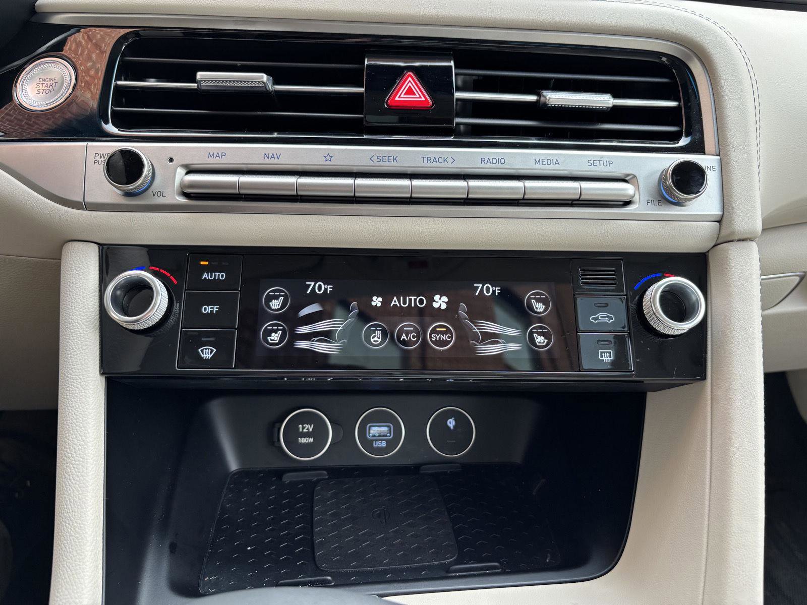 Used 2026 Genesis G70 2.5T Prestige image 20