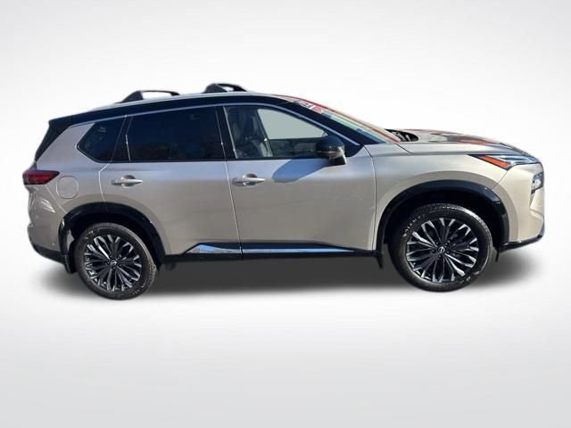 Used 2026 Nissan Rogue Platinum w/ Platinum Premium Package image 6