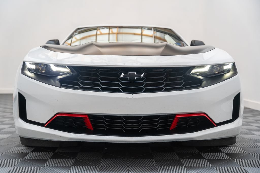 Used 2023 Chevrolet Camaro LT RWD image 2