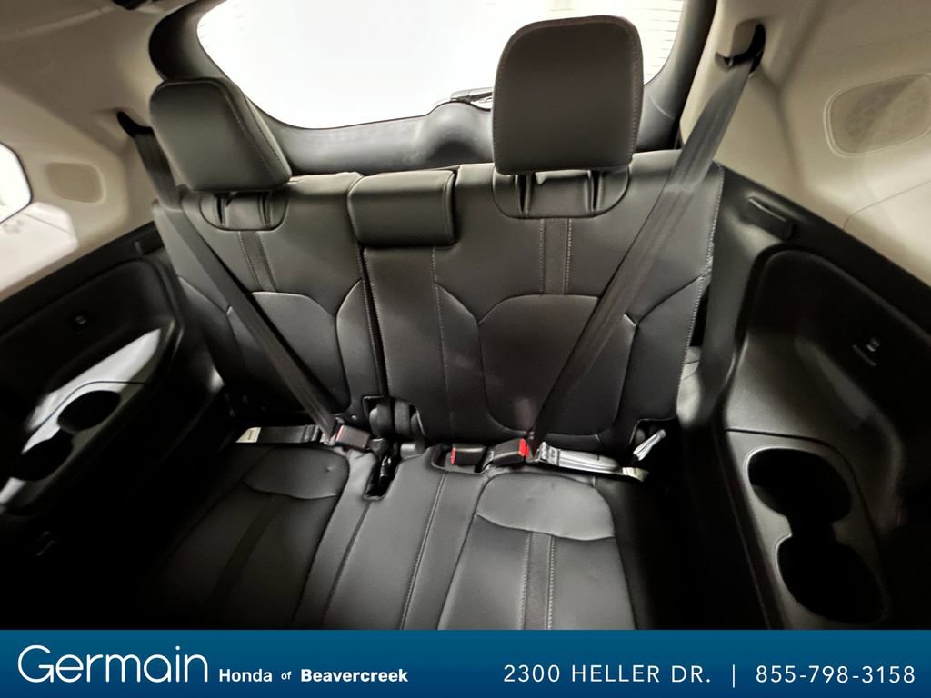 New 2025 Honda Pilot Touring image 24