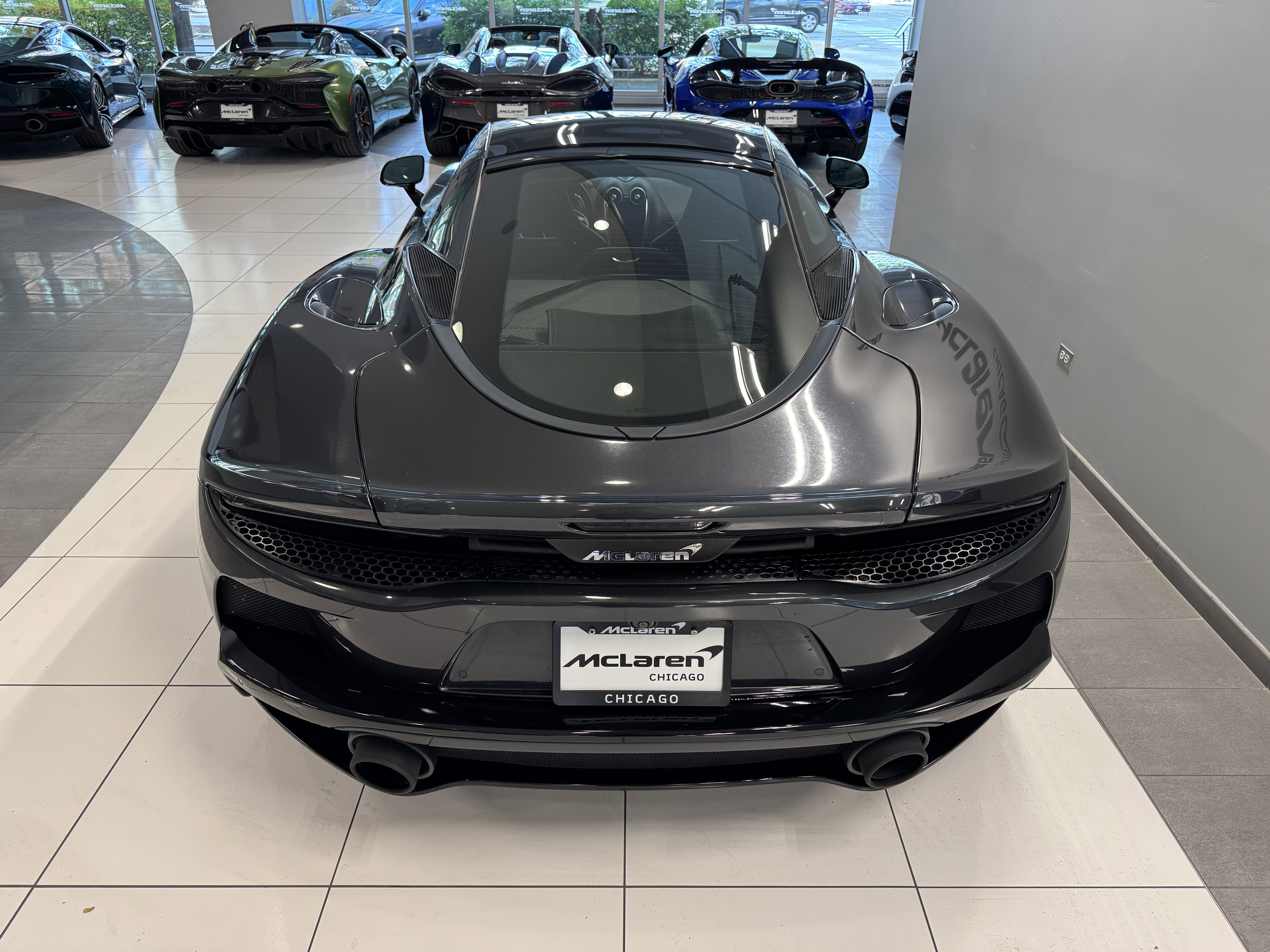 Used 2022 McLaren GT image 5