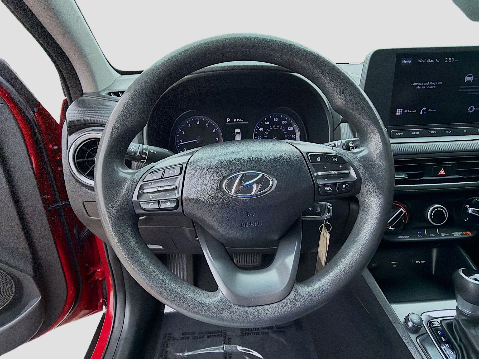 Used 2022 Hyundai Kona SE image 8