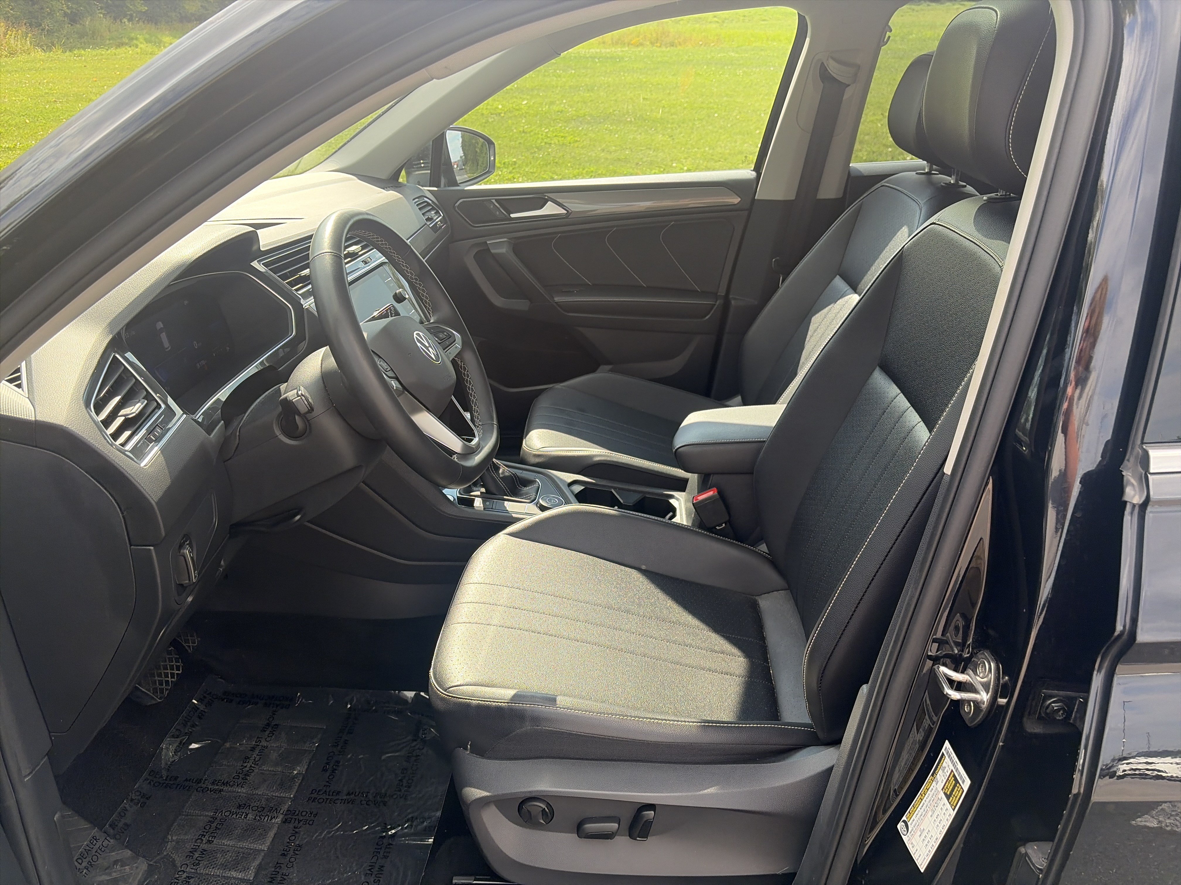 Certified 2022 Volkswagen Tiguan SE AWD/4WD image 15