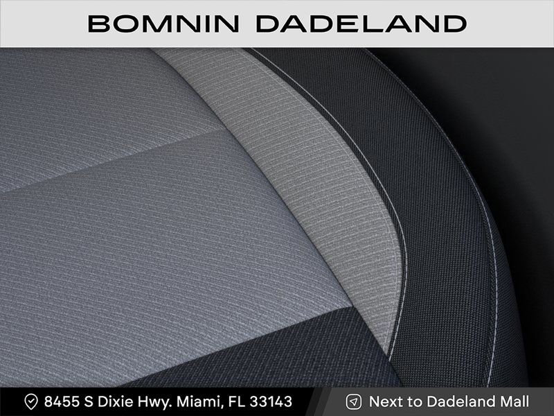 New 2025 Chevrolet Blazer LT image 22