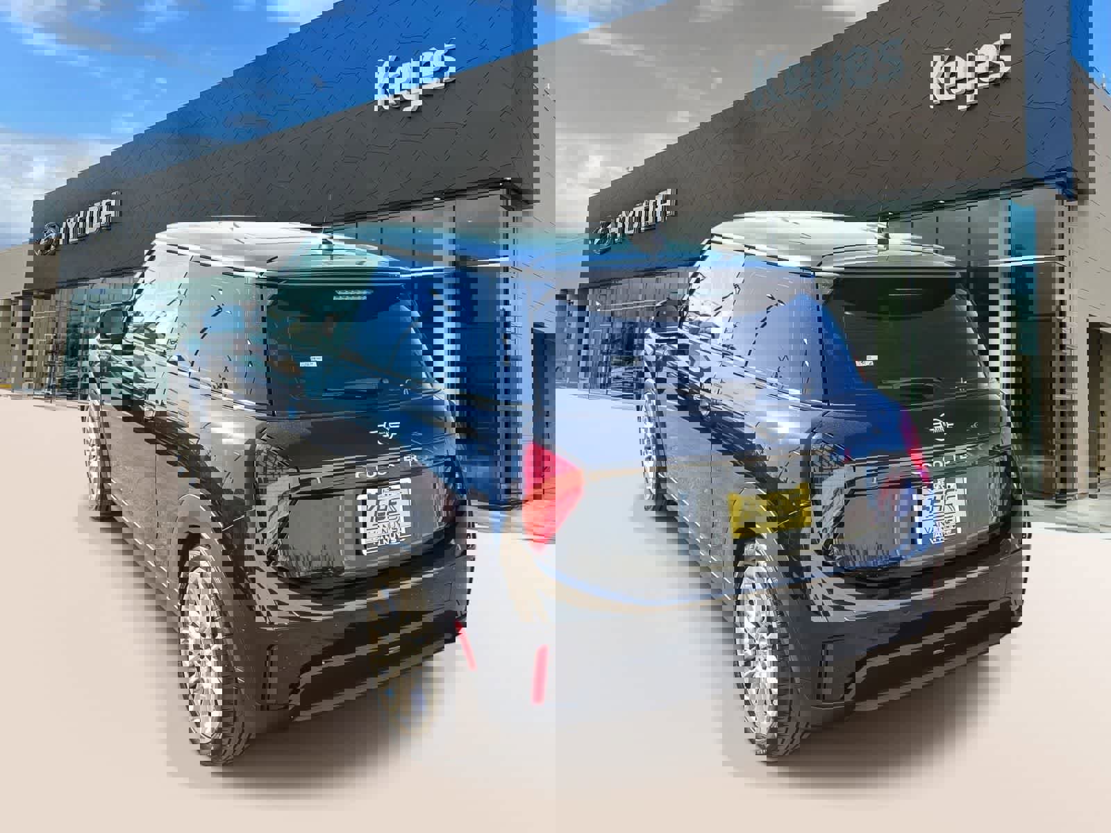 Used 2025 MINI Cooper S image 7