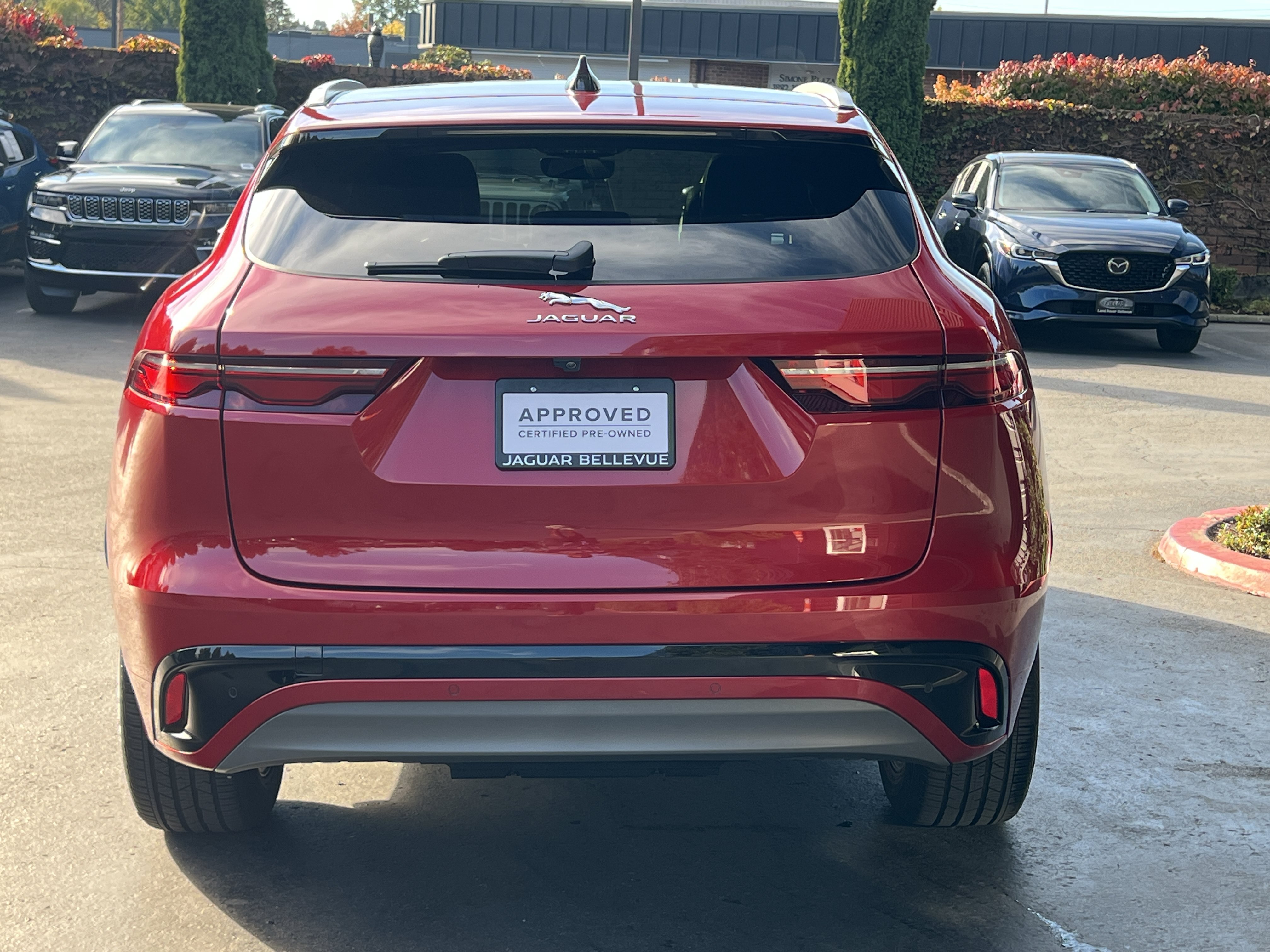 Certified 2025 Jaguar F-PACE R-Dynamic S AWD/4WD image 7