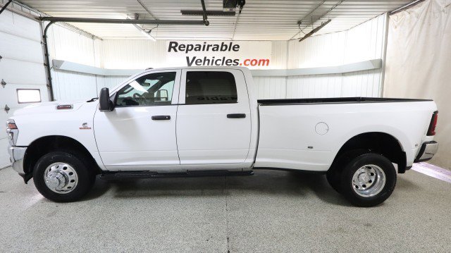 Used 2025 RAM 3500 Tradesman w/ Chrome Appearance Group AWD/4WD image 1