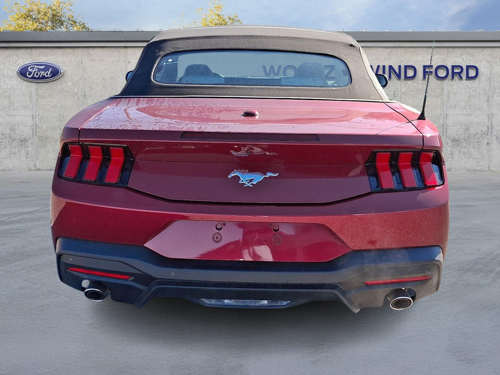 Used 2026 Ford Mustang Premium RWD image 5