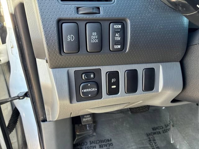 Used 2008 Toyota Tacoma 4x4 Access Cab V6 w/ TRD Off-Road Pkg #2 image 9