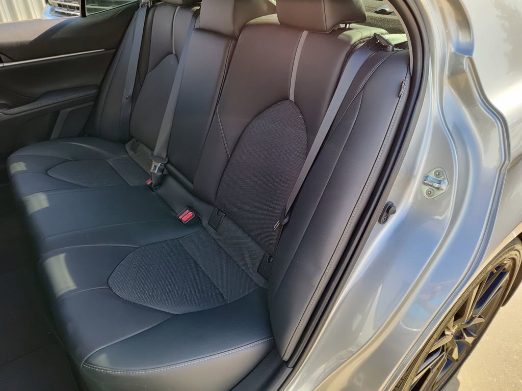 Used 2021 Toyota Camry XSE image 27
