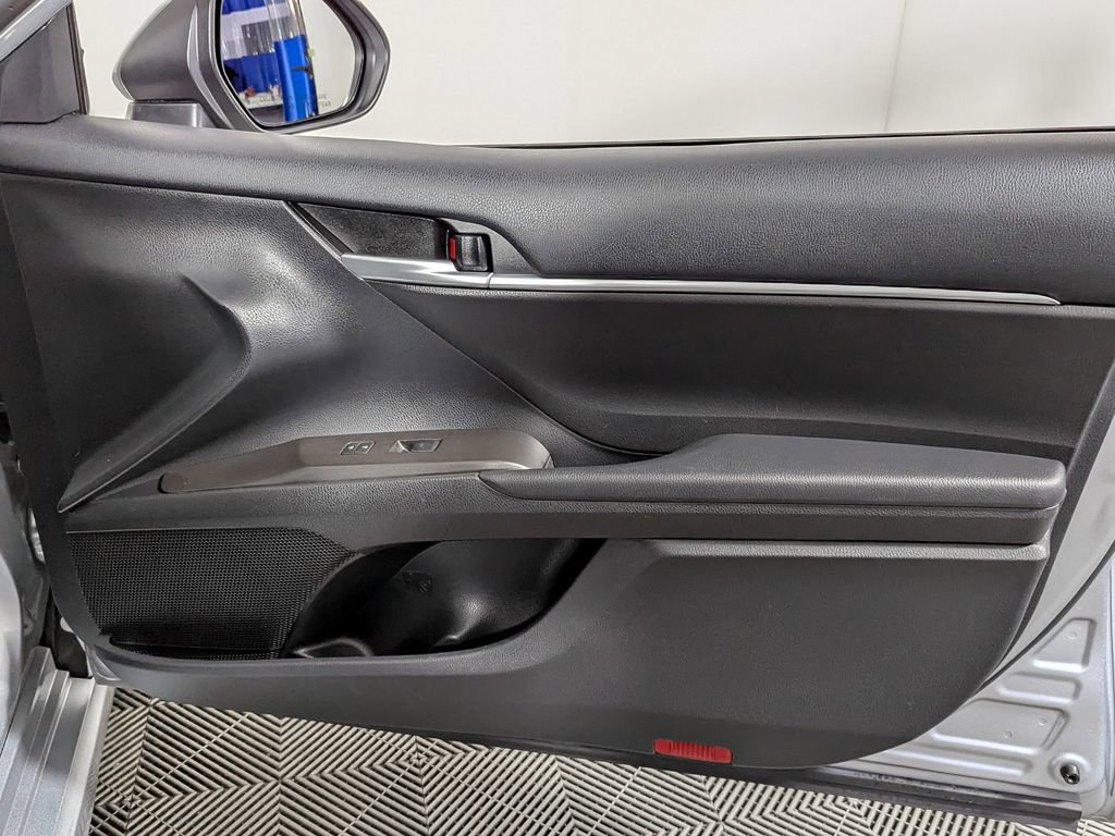 Used 2023 Toyota Camry SE image 27