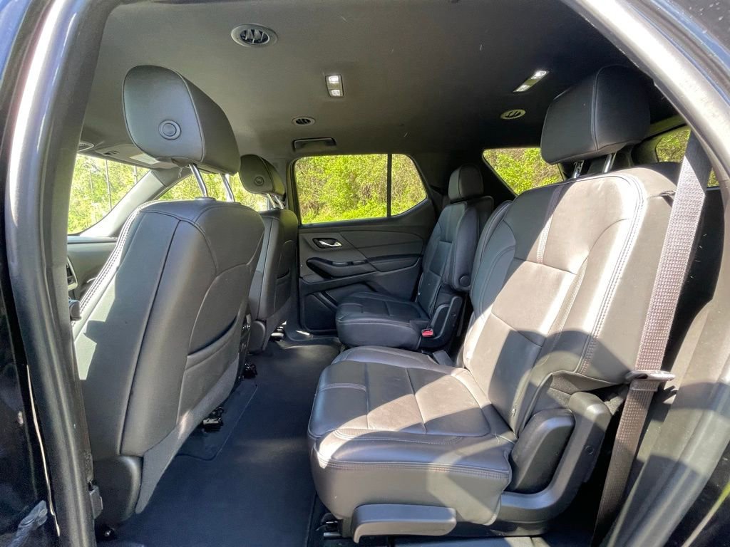 Used 2023 Chevrolet Traverse RS AWD/4WD image 26