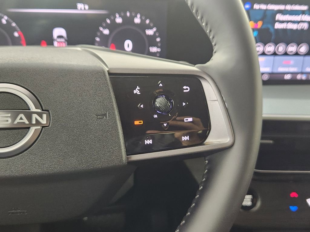 Used 2025 Nissan Murano Platinum w/ Cargo Package AWD/4WD image 18