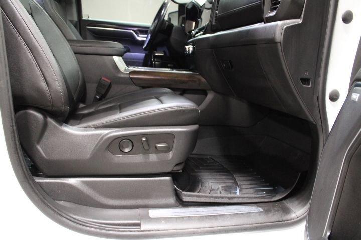 Used 2022 GMC Sierra 1500 SLT w/ SLT Premium Plus Package AWD/4WD image 28