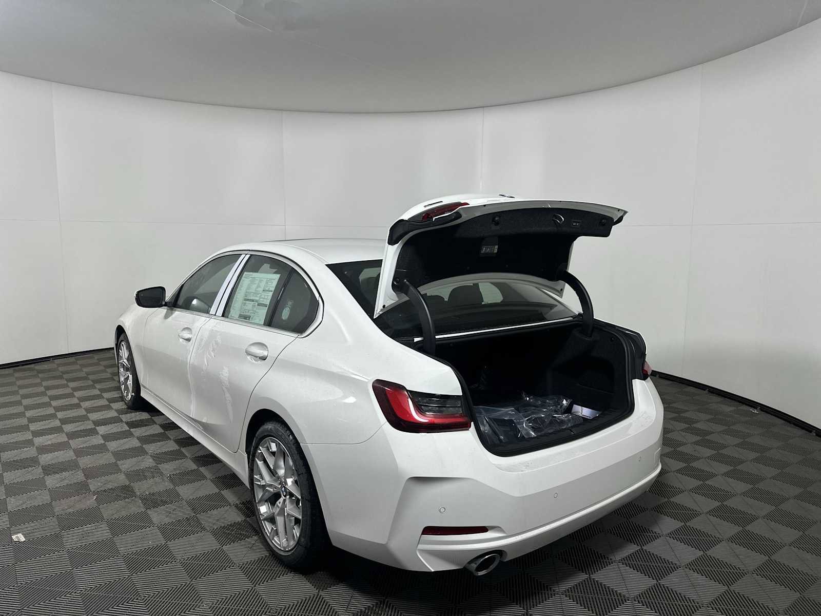 New 2026 BMW 330i xDrive Sedan w/ Premium Package image 20