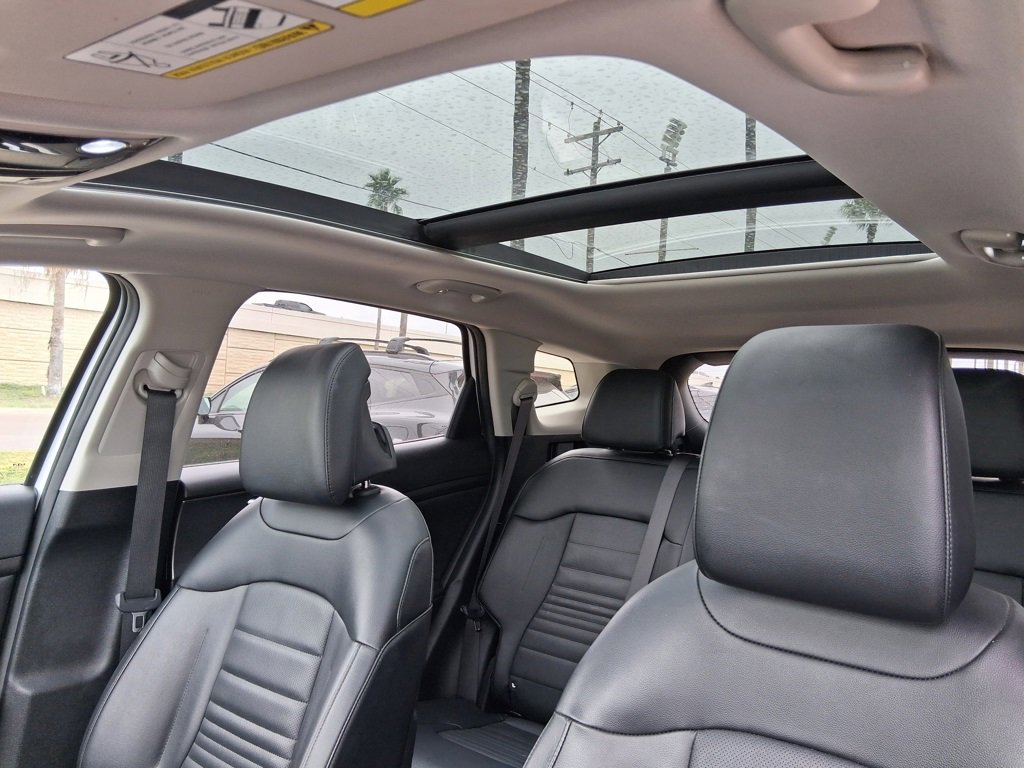 Used 2023 Kia Sportage SX image 25