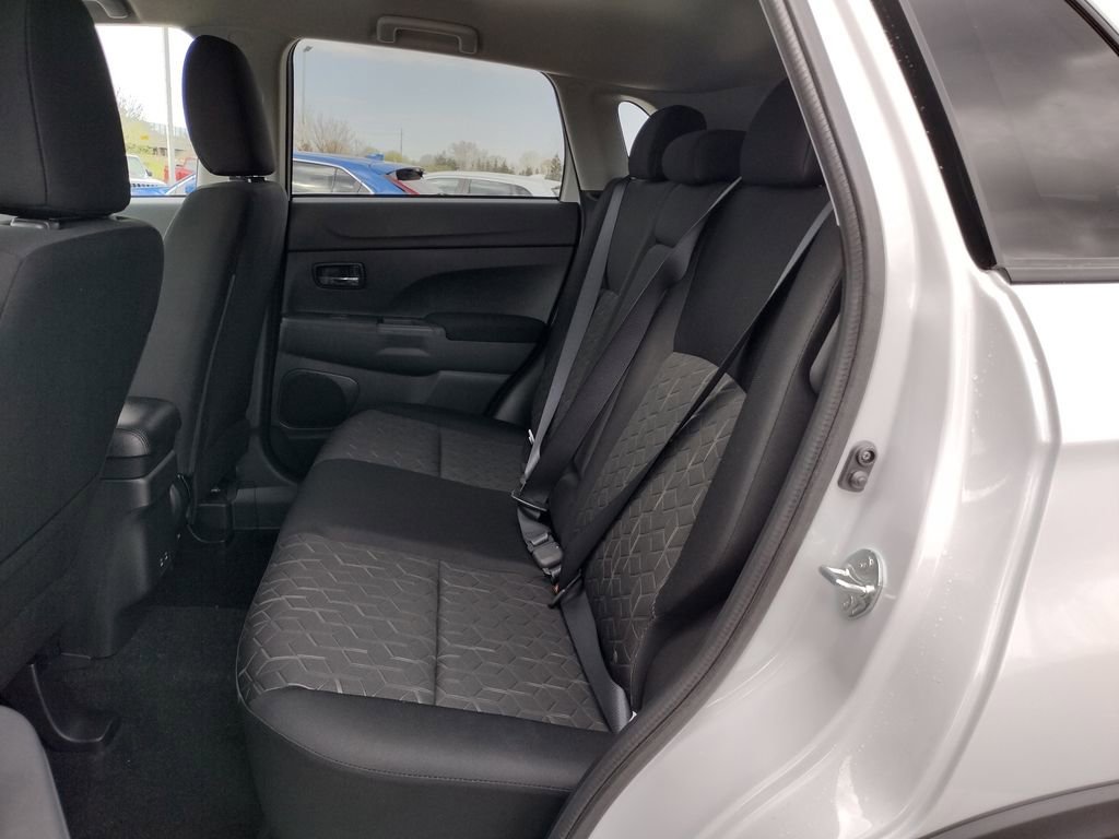 New 2026 Mitsubishi Outlander Sport LE AWD/4WD image 7