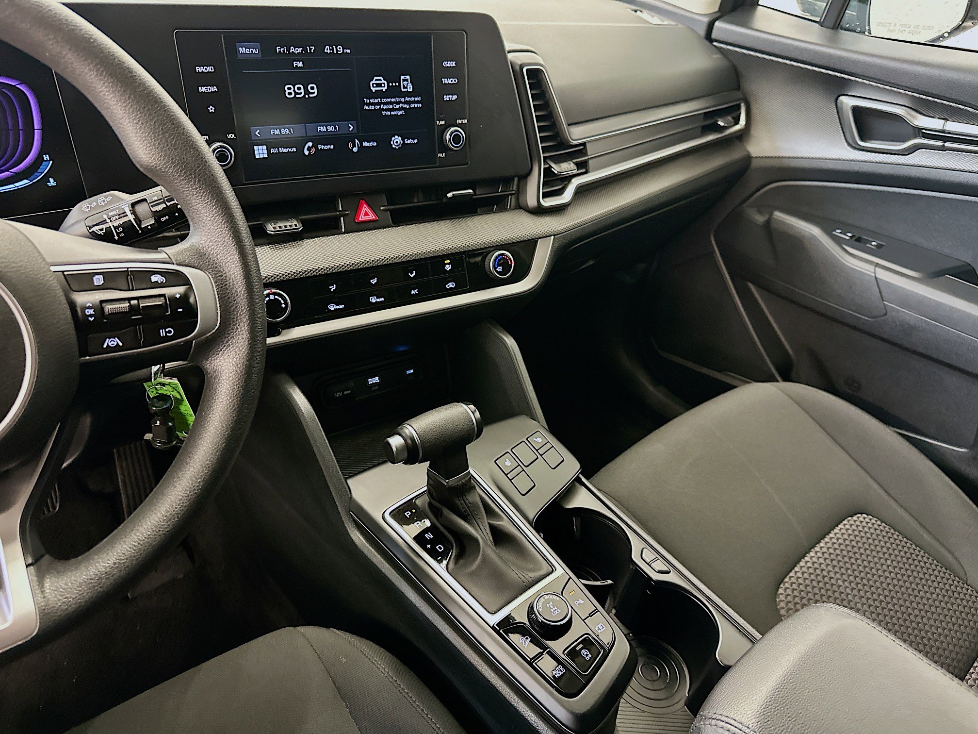 Used 2025 Kia Sportage LX image 25