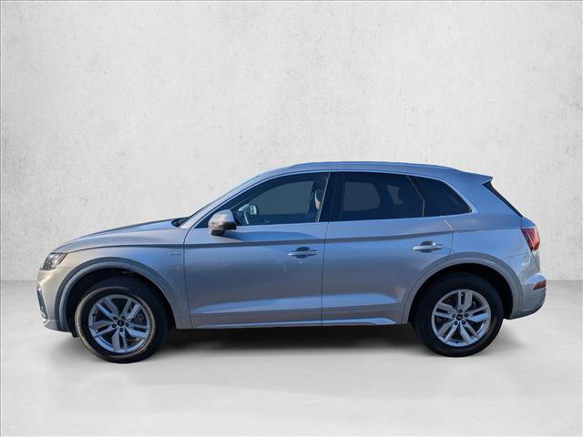 Used 2022 Audi Q5 2.0T Premium w/ Convenience Package AWD/4WD image 9