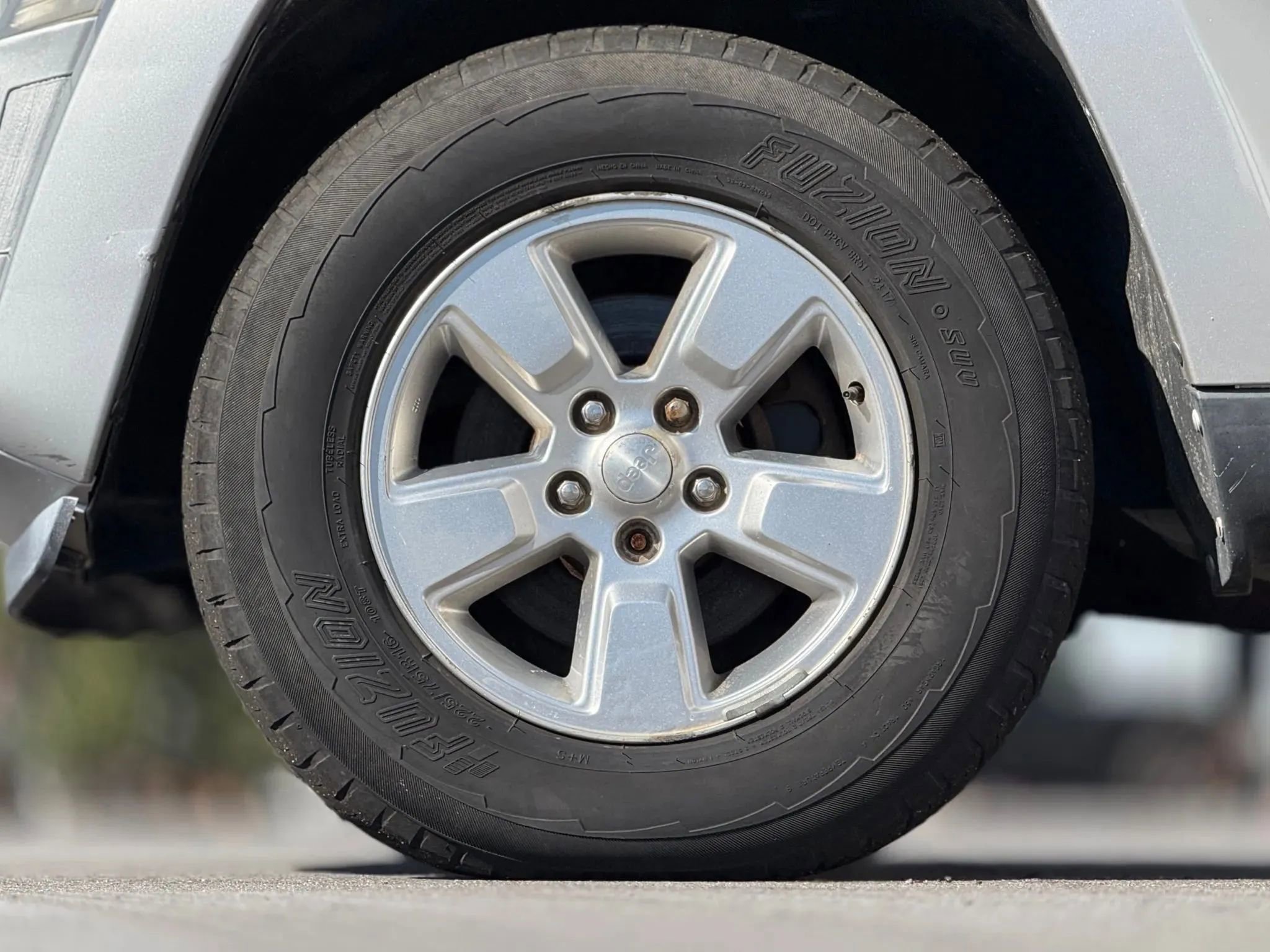 Used 2011 Jeep Liberty Sport image 29