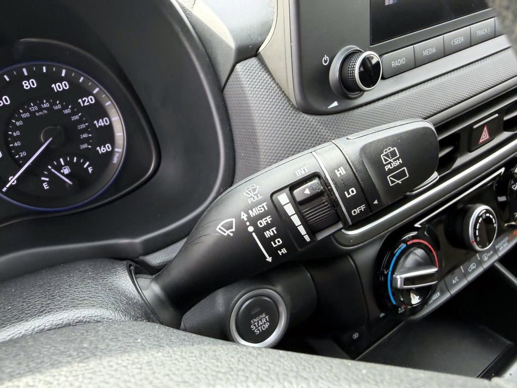Certified 2023 Hyundai Kona SEL image 29