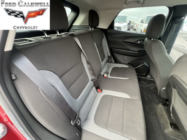 Used 2023 Chevrolet TrailBlazer LT FWD image 32
