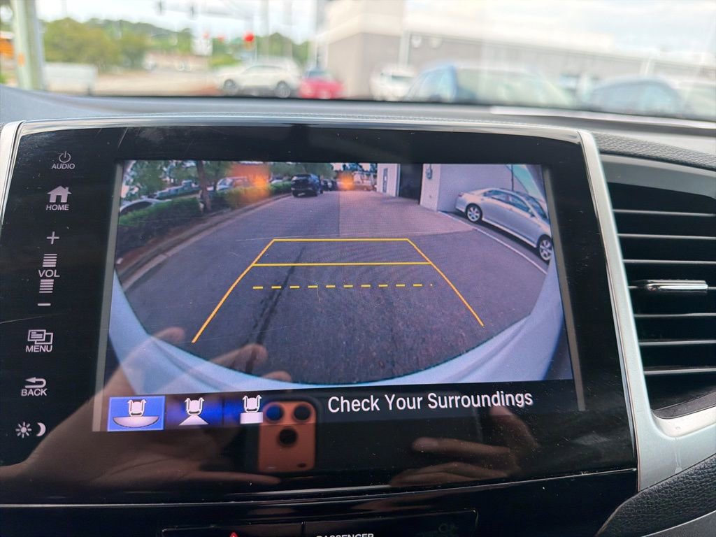 Used 2018 Honda Pilot EX image 17