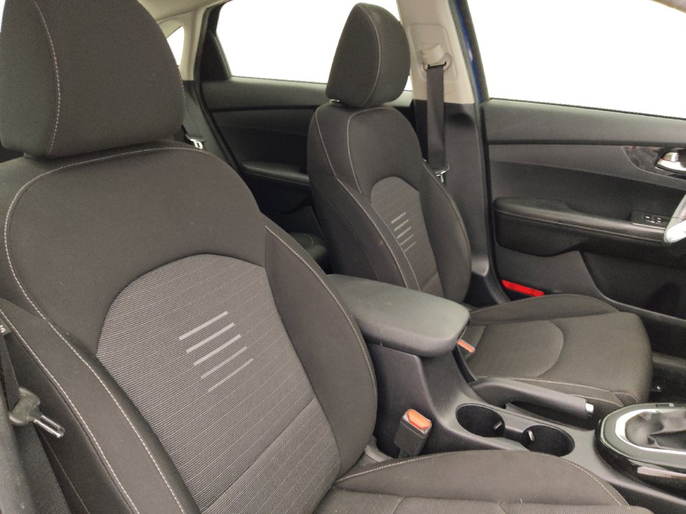 Used 2019 Kia Forte S w/ S Premium Package FWD image 21