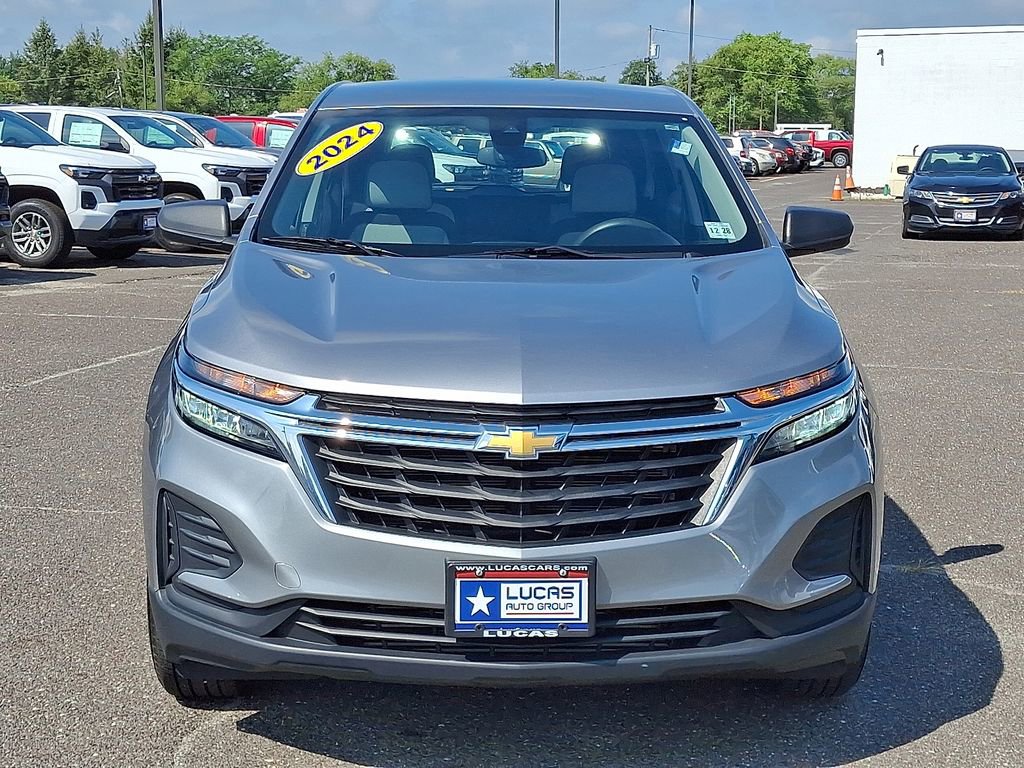 Used 2024 Chevrolet Equinox LS w/ LPO, Floor Liner Package image 4