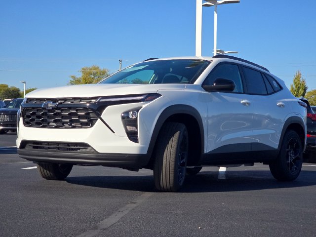 New 2026 Chevrolet Trax LT w/ Driver Confidence Package FWD image 10