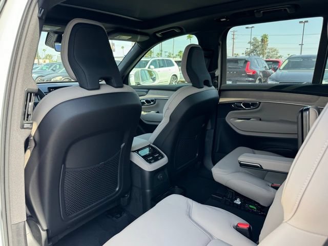 New 2026 Volvo XC90 T8 Plus w/ Protection Package AWD/4WD image 17