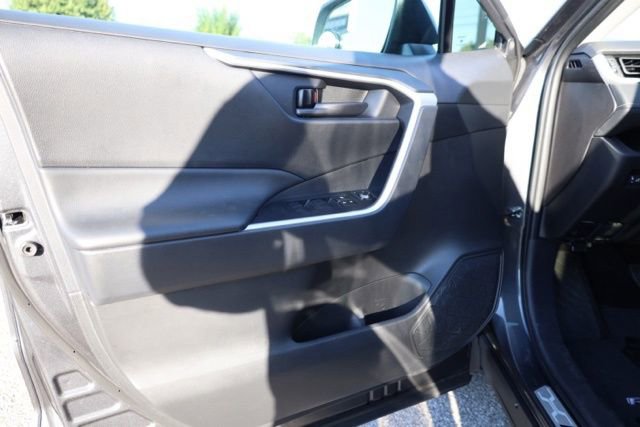 Used 2024 Toyota RAV4 LE image 16