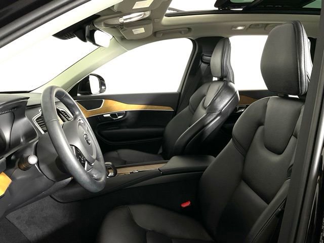 Certified 2023 Volvo XC90 B6 Plus w/ Protection Package Premier image 29