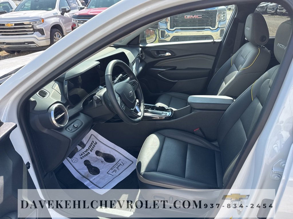 Used 2025 Chevrolet Trax ACTIV w/ Sunroof Package image 15