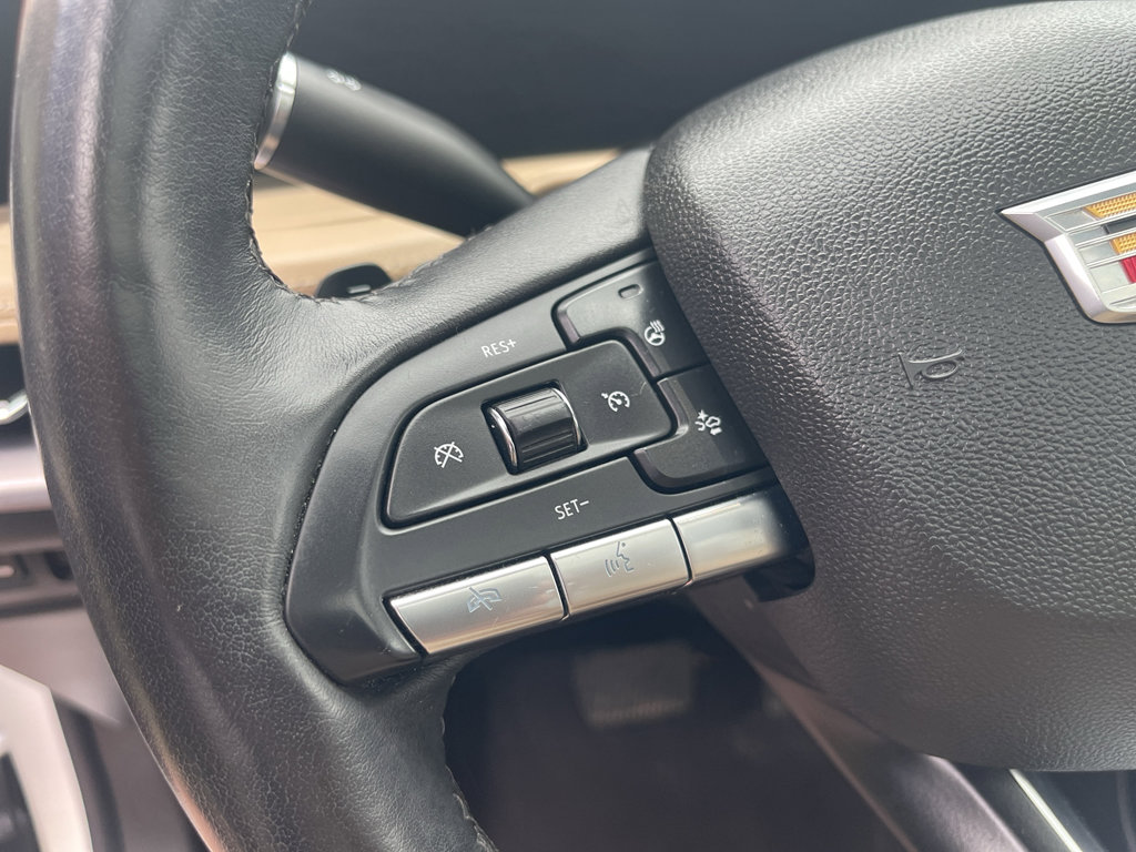 Used 2024 Cadillac XT4 Premium Luxury image 21