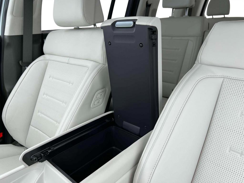 New 2025 Hyundai Santa Fe Calligraphy image 19