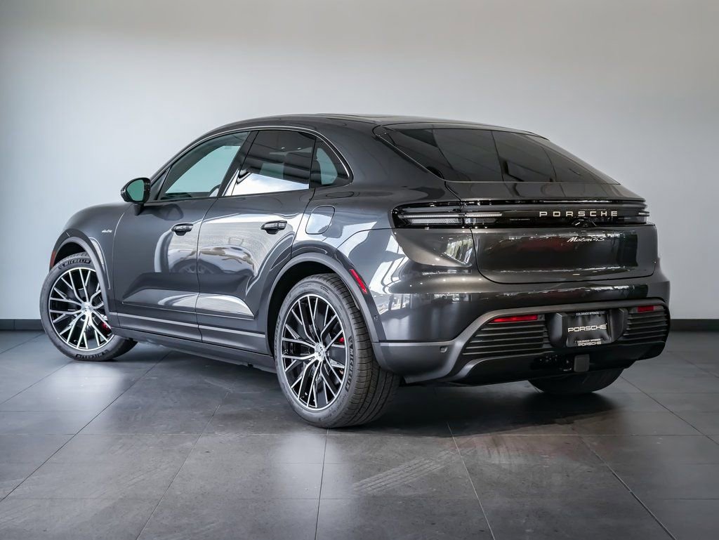 New 2026 Porsche Macan 4S Electric image 3