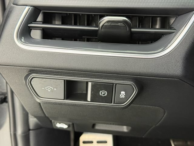Used 2025 Kia K4 GT-Line Turbo FWD image 13