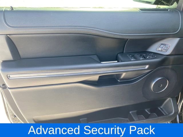 Used 2018 Ford Expedition XLT w/ Equipment Group 202A image 16
