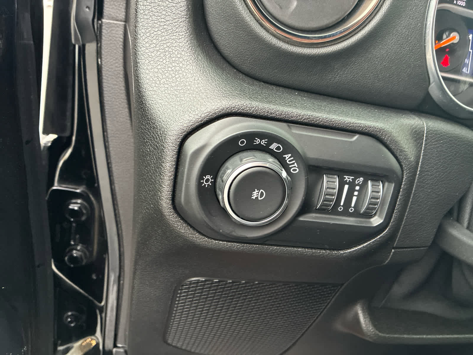 Used 2021 Jeep Wrangler Unlimited Sahara image 19