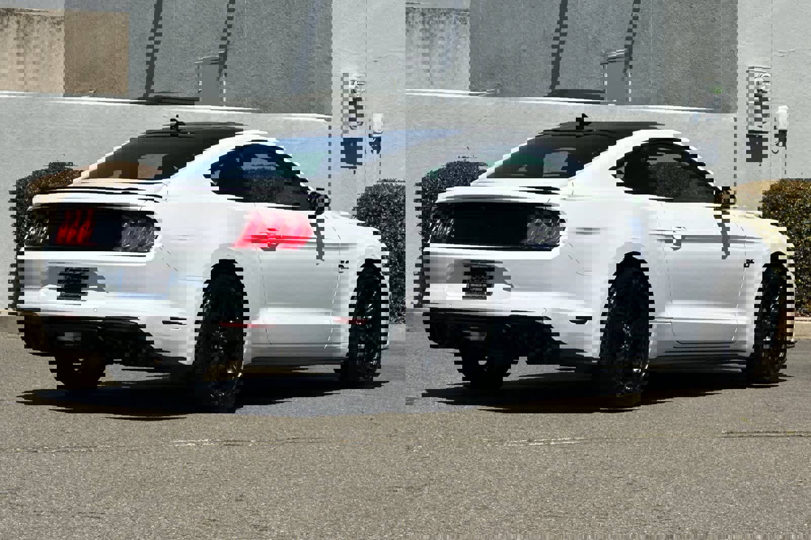 Used 2022 Ford Mustang GT w/ Black Accent Package RWD image 2