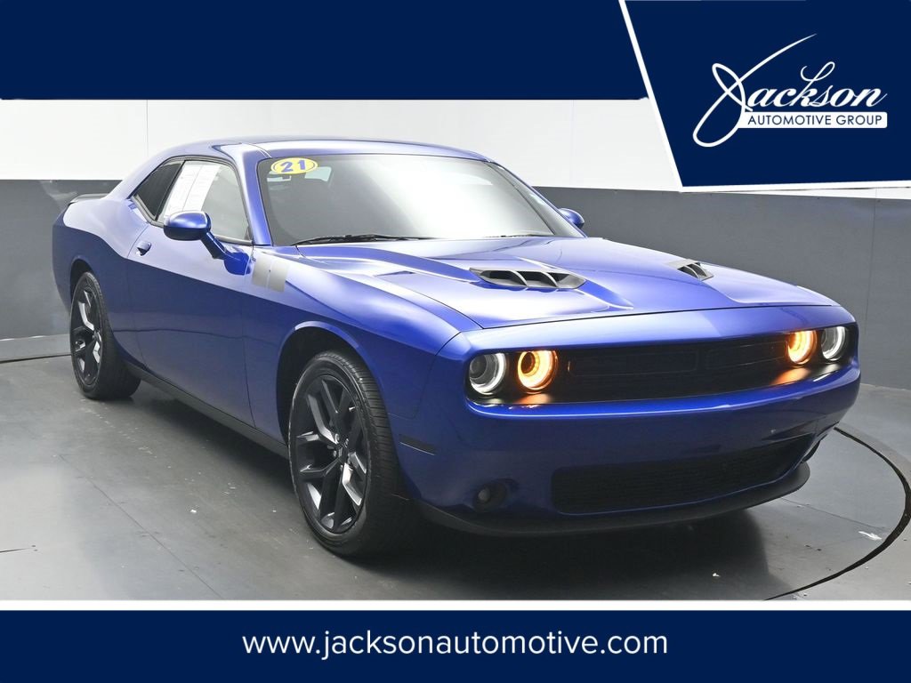 Used 2021 Dodge Challenger SXT w/ Blacktop Package image 1