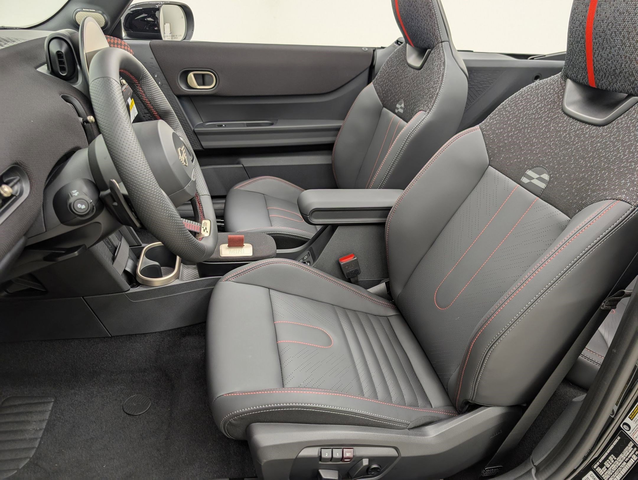 New 2026 MINI Cooper S image 5