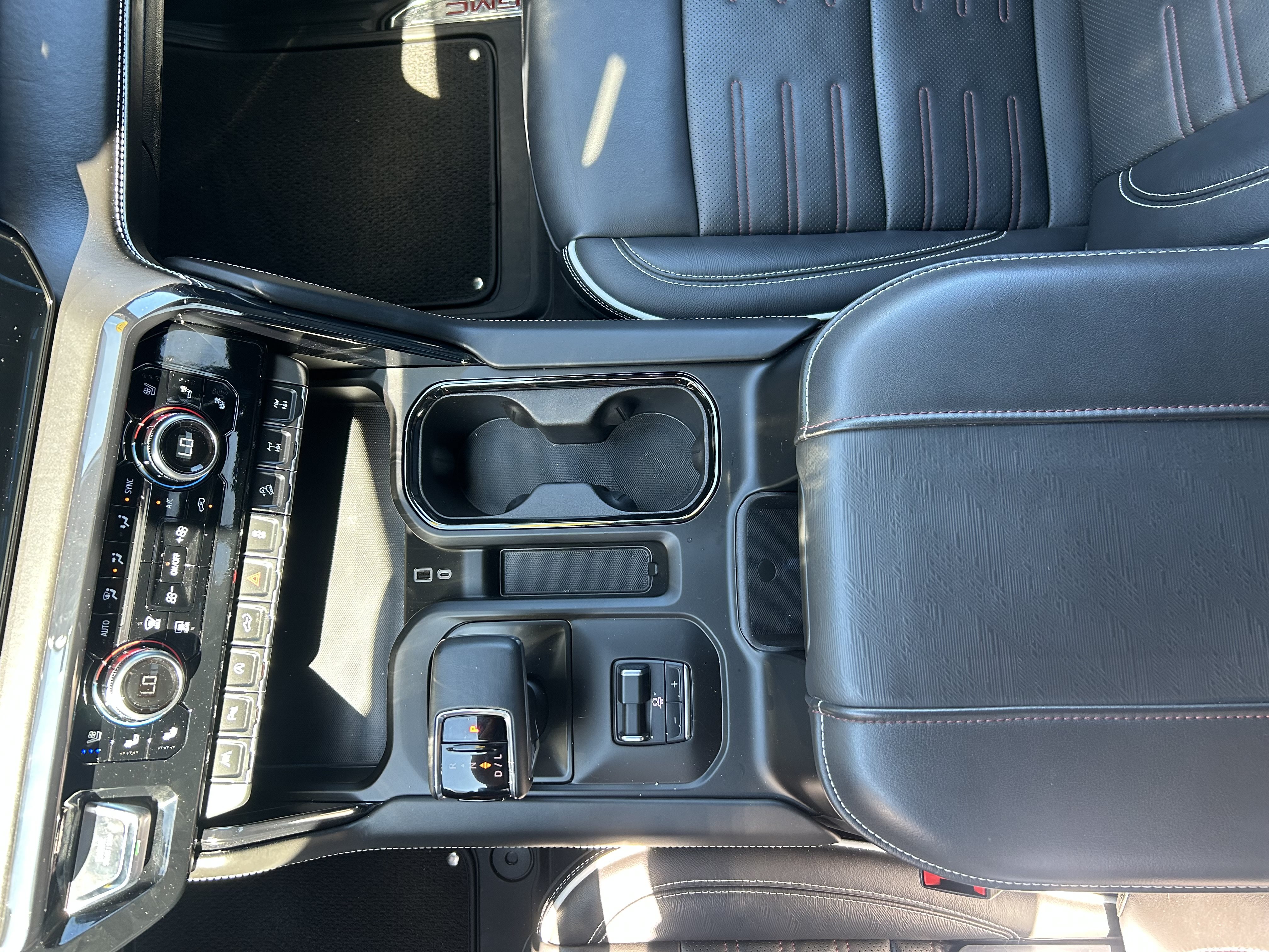 Used 2024 GMC Sierra 1500 AT4X AWD/4WD image 15